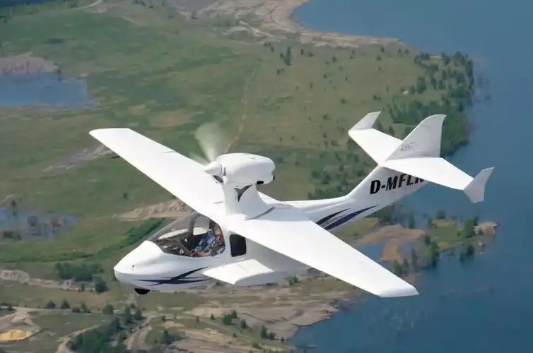 Low-altitude logistics with unmanned aerial vehicles as the main body of operation may realize mature application within 5 years.
